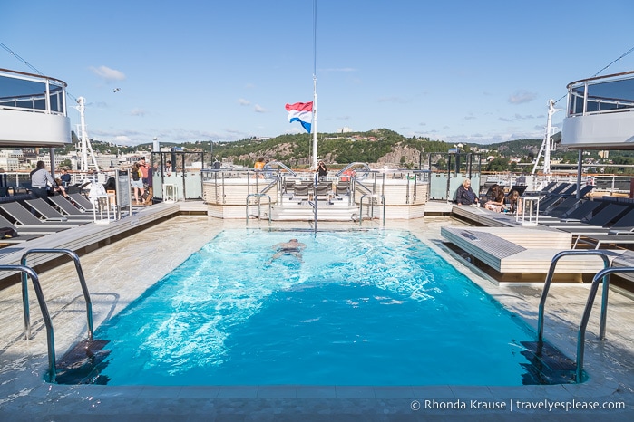 Outdoor pool on the Rotterdam ship.