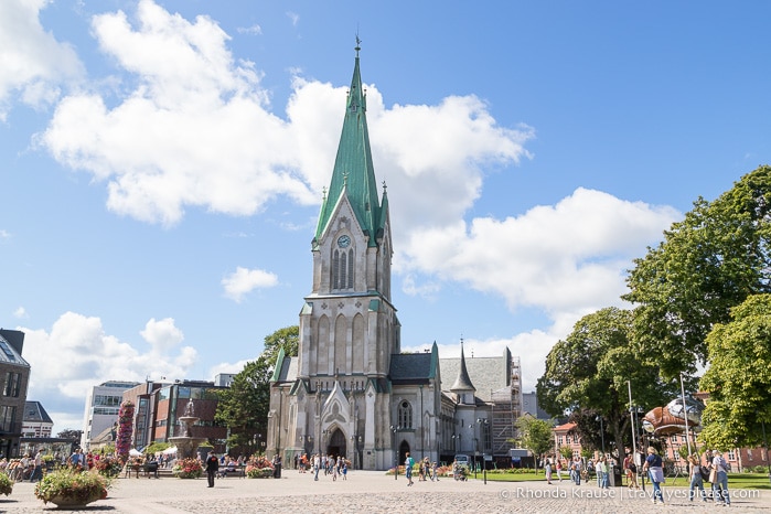 Kristiansand Cathedral overlooking the central square.