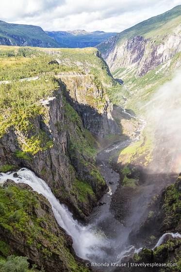 Voringsfossen and the Mabodalen Valley.