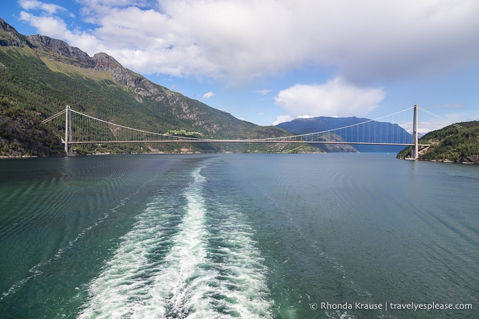 Hardanger Bridge spanning Hardangerfjord. 