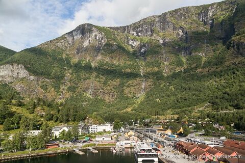 Mountains surrounding the harbour in Flam.