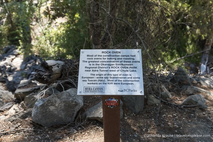 Sign with information about the rock over.