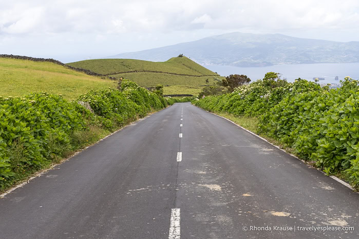 EN3 Road leading towards a hill.